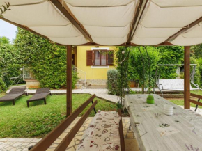 Apartment Apartmani Amaii-2 by Interhome